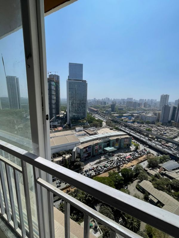 1 BHK 400 Sq.Ft. Apartment in Avant Hillway