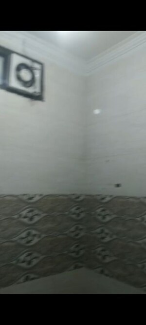 Room in 2 BHK Builder Floor at Govindpuri – for Rent