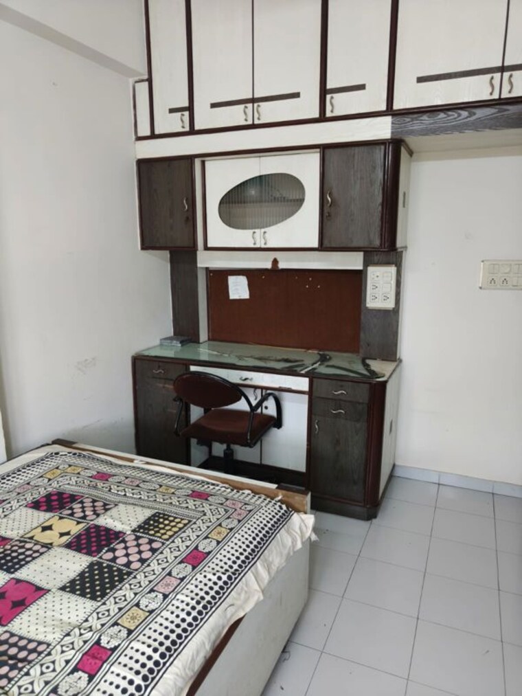 undefined, satellite 2 Bedroom 1250 Sq.Ft. Apartment In Satellite Ahmedabad 10458853