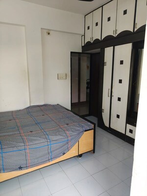 Bedroom in 2 BHK Apartment at Satellite – for Rent