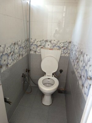 Bathroom in 2 BHK Apartment at Satellite – for Rent