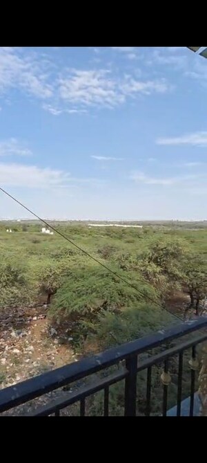 Plot Area in 3 BHK Builder Floor at Mehrauli – for Rent