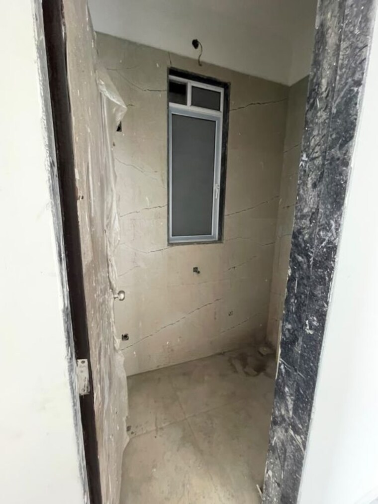 Bathroom, dgs-sheetal-aniket 2 Bedroom 700 Sq.Ft. Apartment In Goregaon West Mumbai 10458865