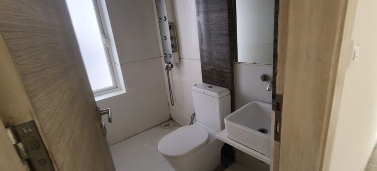 Bathroom, the-wadhwa-anmol-pride 3 Bedroom 1650 Sq.Ft. Apartment In Goregaon West Mumbai 10458868
