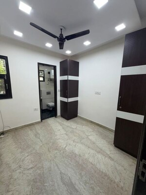 2 BHK Builder Floor For Rent in Paschim Vihar
