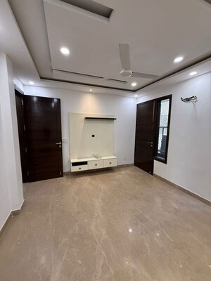Master Bedroom in 3 BHK Independent House at Paschim Vihar – for Rent