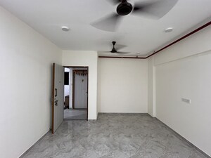 Room in 2 BHK Apartment at Shraddha Priva, Mulund West – for Rent