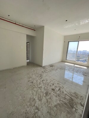 Room in 3 BHK Apartment at Prescon Midtown Bay, Mahim West – for Rent