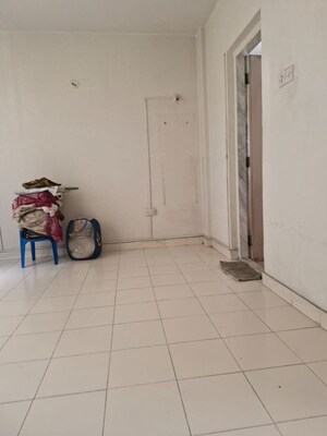 Parking in 2 BHK Apartment at Dayanand Garden, Wanowrie – for Sale