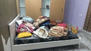 Bedroom in 3 BHK Apartment at Jubilee Hills – for Rent