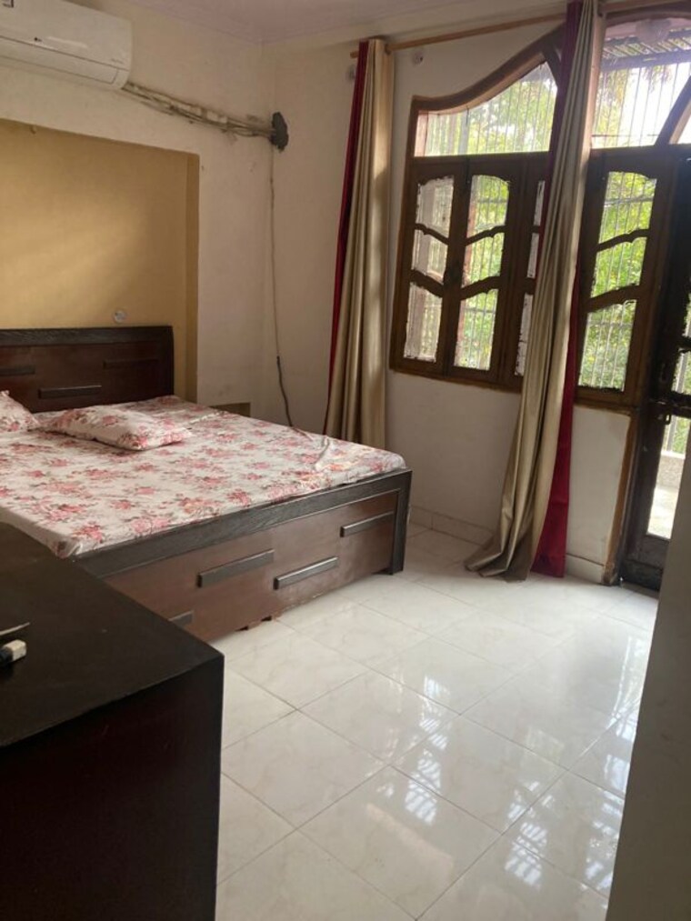 Bedroom, gamma ii greater noida 2 Bedroom 1600 Sq.Ft. Builder Floor In Gamma Ii Greater Noida Greater Noida 10459033