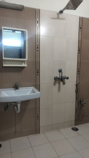 Bathroom in 3 BHK Apartment at Banjara Hills – for Rent