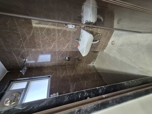 Utility Room in 2.5 BHK Builder Floor at Mayur Vihar – for Rent