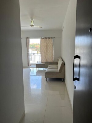 2 BHK Apartment For Rent in Godrej Emerald, Ghodbunder Road