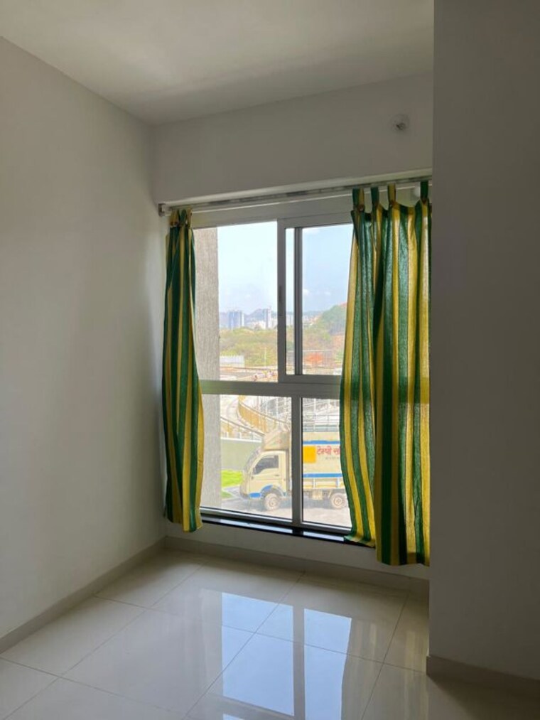 Bedroom, godrej-emerald 2 Bedroom 990 Sq.Ft. Apartment In Ghodbunder Road Thane 10459088