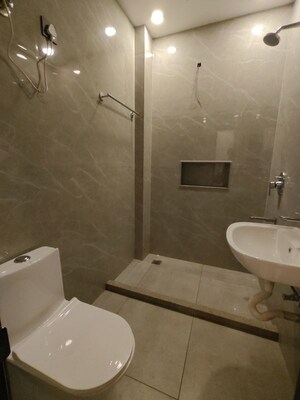 Bathroom in 3 BHK Builder Floor at Ansal Time Square, Sector 43 – for Rent