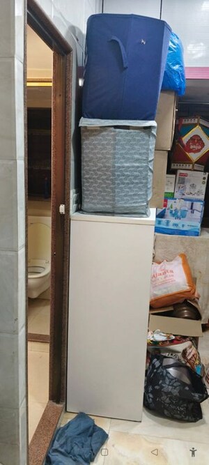 Furnished Amenities in 1 RK Apartment at Neminath CHS Dadar West, Dadar West – for Rent