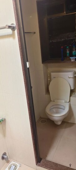 1 Rk+ Pooja Room,Servant Room,Study Room,Extra Room Apartment For Rent in Neminath CHS Dadar West