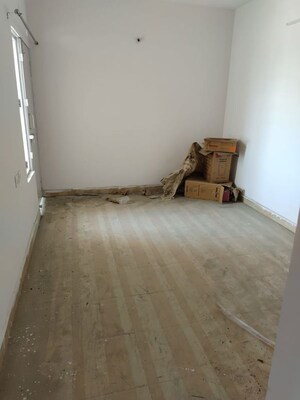 Room in 2 BHK Apartment at Saryu Enclave, Ghuswal Kalan – for Rent