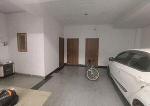 Room in 2 BHK Builder Floor at Theta Ii Greater Noida – for Rent