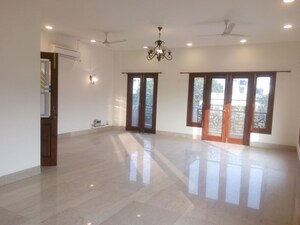 5 BHK Builder Floor For Rent in Panchsheel Park