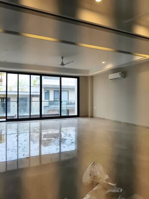 4 BHK Builder Floor For Rent in Saket