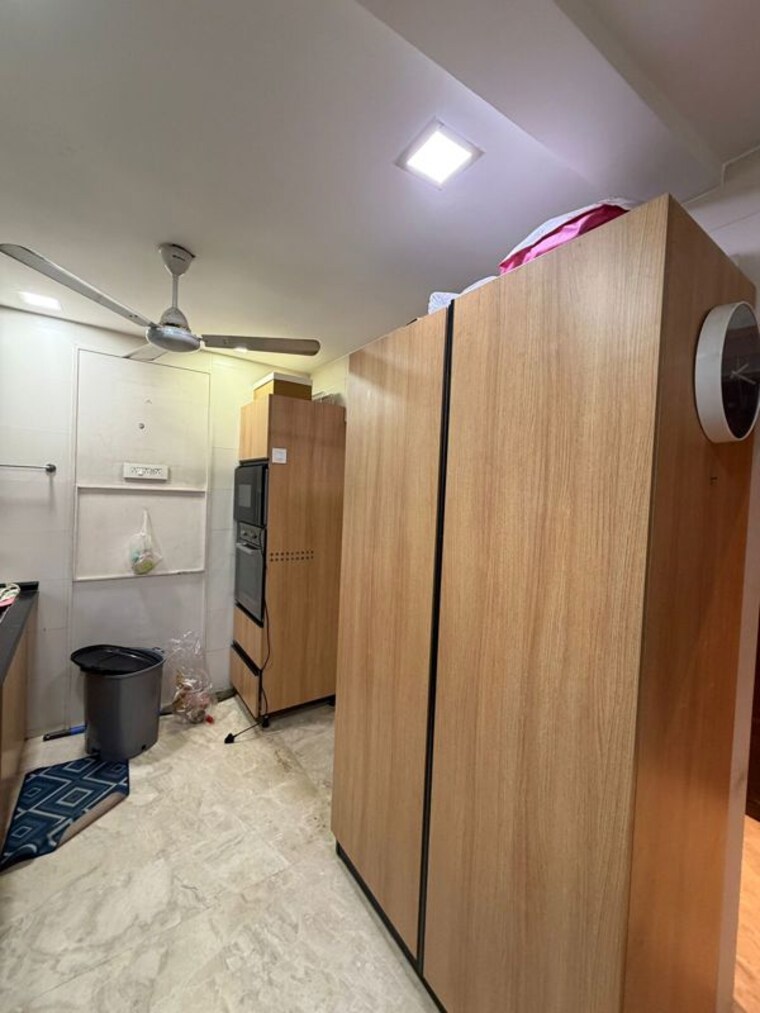 Team Area, pali hill 3 Bedroom 1450 Sq.Ft. Apartment In Pali Hill Mumbai 10459179