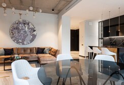 2 BHK + Store Room Apartment For Rent in Malabar Hill