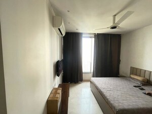 Master Bedroom in 3 BHK Apartment at Oberoi Realty Esquire, Goregaon East – for Sale