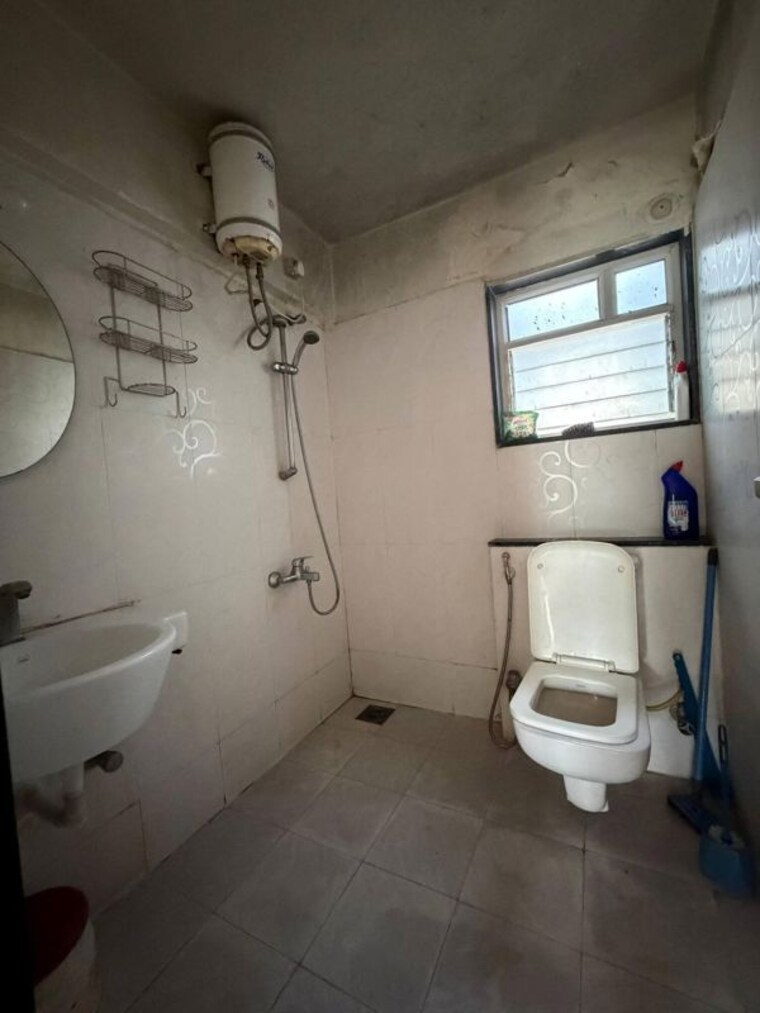 Bathroom, rohan-mithila-phase-ii 2 Bedroom 1150 Sq.Ft. Apartment In Viman Nagar Pune 10459201
