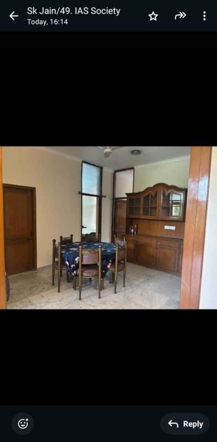 Room, sector 22 4 Bedroom 200 Sq.Ft. Apartment In Sector 22 Chandigarh 10459204