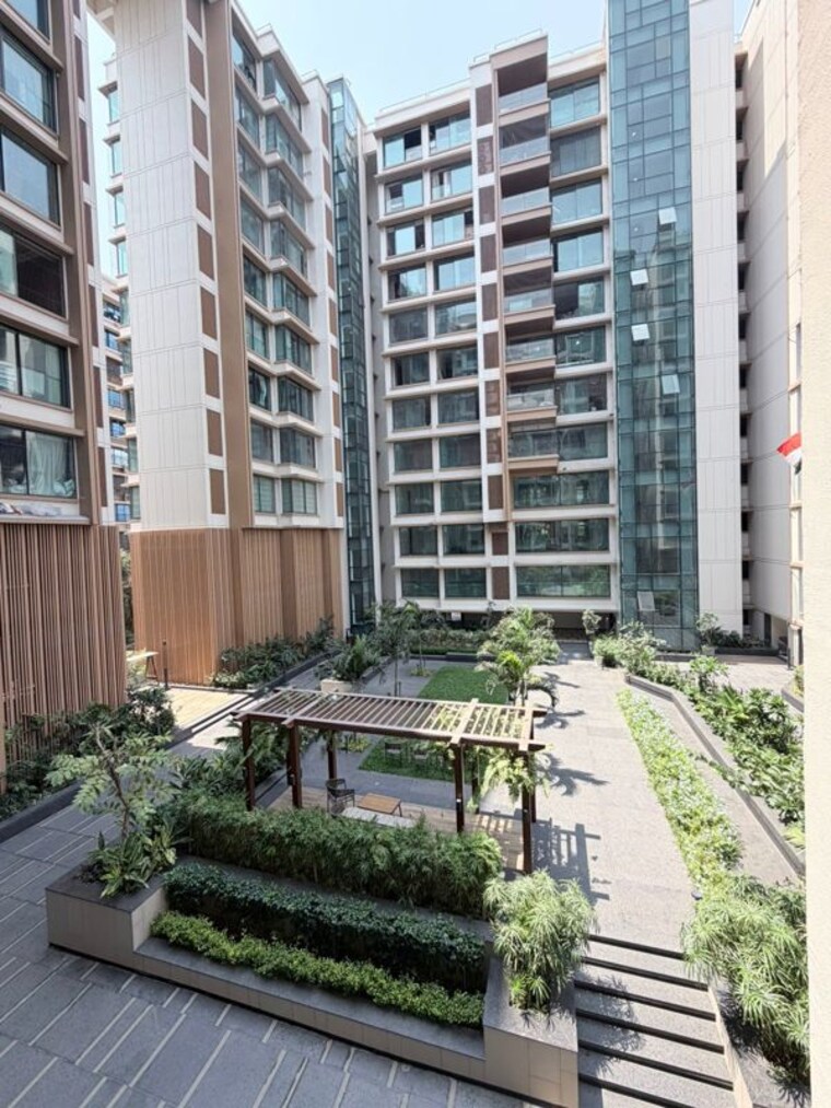 Exterior View, arkade-aura 2.5 Bedroom 900 Sq.Ft. Apartment In Santacruz West Mumbai 10459184