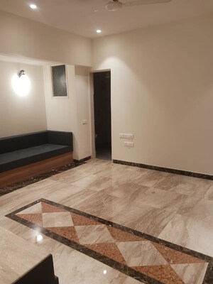 Lobby in 4 BHK Builder Floor at Panchsheel Park – for Rent