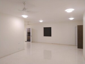 Hall in 3.5 BHK Apartment at Kalpataru Solitaire, Juhu – for Rent