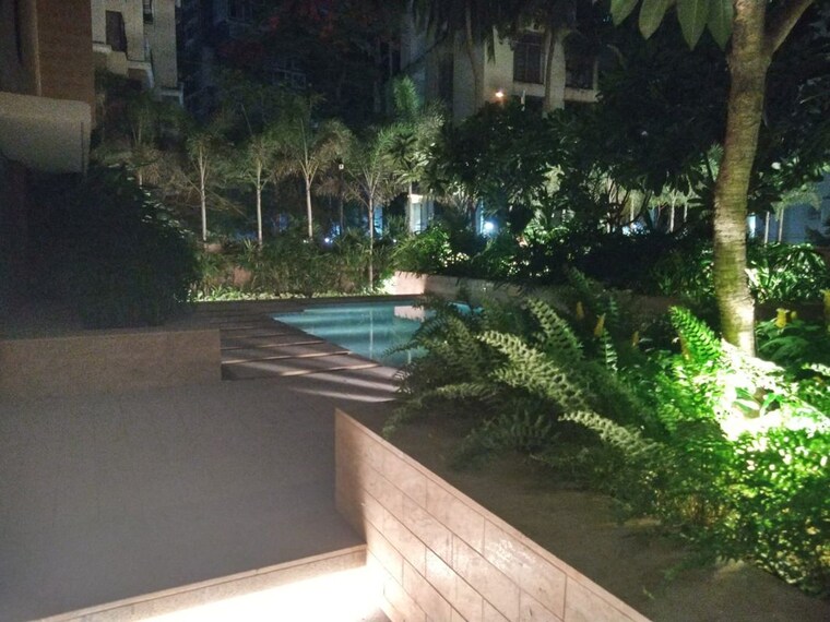 Swimming Pool, kalpataru-solitaire 3.5 Bedroom 2200 Sq.Ft. Apartment In Juhu Mumbai 10459222