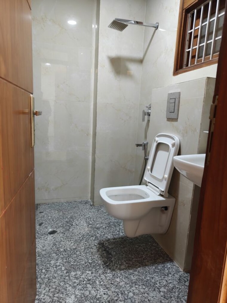 Bathroom, mehrauli 2 Bedroom 850 Sq.Ft. Builder Floor In Mehrauli Delhi 10459227