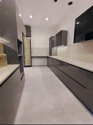 Kitchen in 2 BHK Apartment at Dlf Cyber City, Sector 24 – for Rent