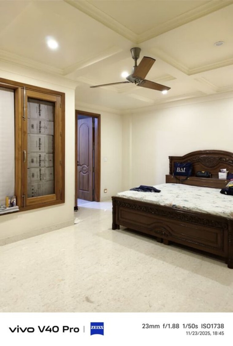 Bedroom, greater kailash ii 4 Bedroom 300 Sq.Yd. Builder Floor In Greater Kailash ii Delhi 10459229