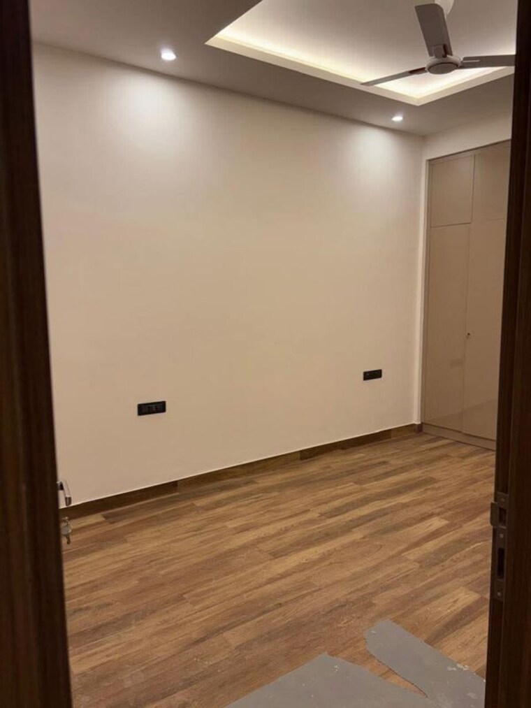 Room, dlf-cyber-city 3.5 Bedroom 2250 Sq.Ft. Apartment In Sector 24 Gurgaon 10459248