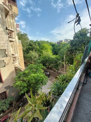 1 RK Builder Floor – Exterior View View at Malviya Nagar - for Rent