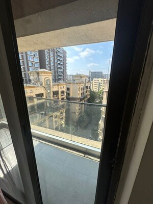 Balcony in 3.5 BHK Apartment at Kalpataru Solitaire, Juhu – for Rent