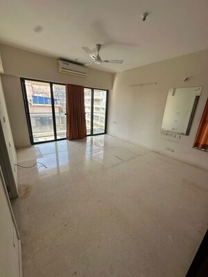 Master Bedroom in 3.5 BHK Apartment at Kalpataru Solitaire, Juhu – for Rent