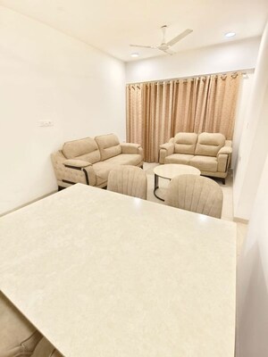 Bedroom in 2 BHK Apartment at Marathon Monte South, Byculla West – for Rent