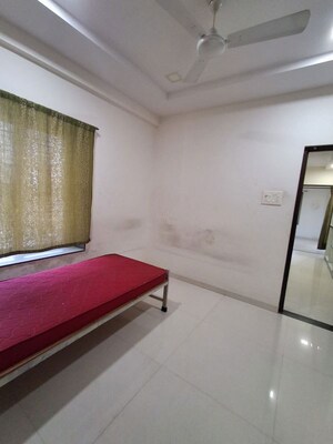 Furnished Amenities in 2 BHK Apartment at Narendra Nagar – for Rent