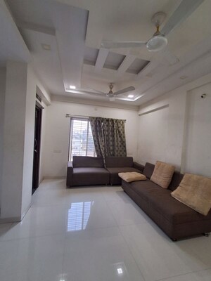 2 BHK Apartment For Rent in Narendra Nagar