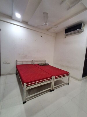 Bedroom in 2 BHK Apartment at Narendra Nagar – for Rent