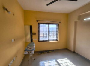 Room in 3 BHK Apartment at SJR Hamilton Homes, Off Sarjapur Road – for Rent