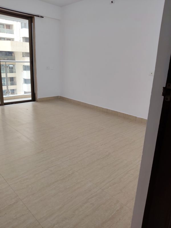 3 BHK 1350 Sq.Ft. Apartment in HDIL Metropolis Residences