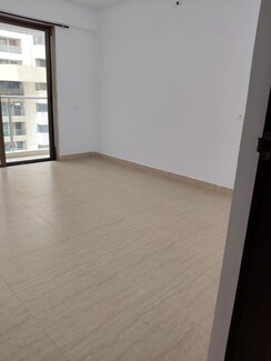 3 BHK Apartment For Sale in HDIL Metropolis Residences