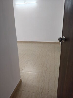 Master Bedroom in 3 BHK Apartment at HDIL Metropolis Residences, Andheri West – for Sale